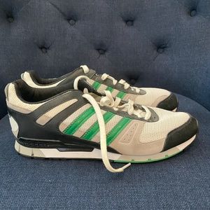 ADIDAS SNEAKERS